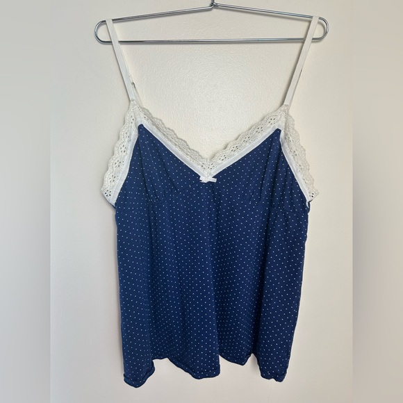 Vintage 2000s blue polka dot cami top